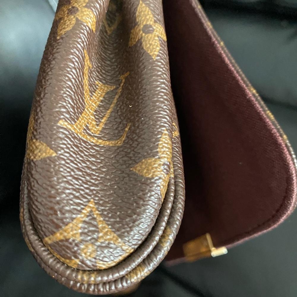 Louis Vuitton Classic Brown Monogram Clutch - Picture 10 of 14